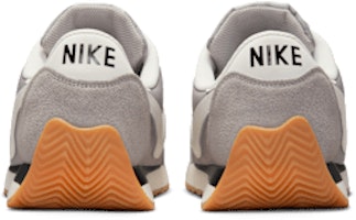 Nike Pacific Gris Colegio/Negro/Goma Amarillo/Venta HQ2052-003 Details for Nike Pacific Gris Colegio/Negro/Goma Amarillo/Venta HQ2052-003