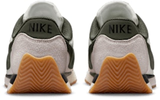 Nike Pacific Light 飛行夾克/黑色/軍綠色/特價 HQ2052-002 Details for Nike Pacific Light 飛行夾克/黑色/軍綠色/特價 HQ2052-002