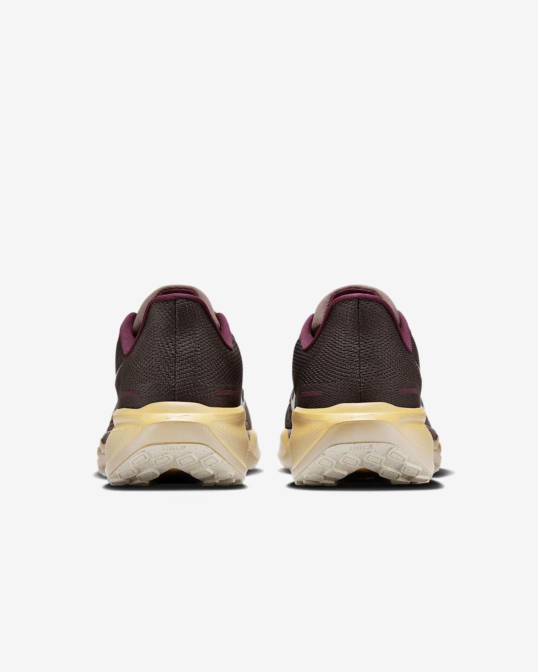 Sizing 耐克Pegasus 41高端版跑鞋 HV4327-299