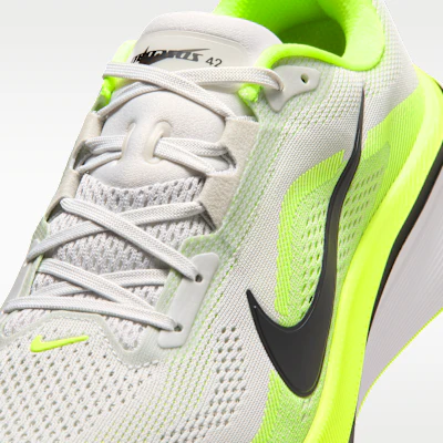 Nike Pegasus 42 Photon Dust/Volt/Putih/Hitam IB1873-008 Sizing Nike Pegasus 42 Photon Dust/Volt/Putih/Hitam IB1873-008