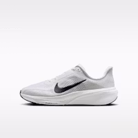 (Youth) Nike Pegasus 42 White/Photon Dust/Black IH2306-101 (Youth) Nike Pegasus 42 White/Photon Dust/Black IH2306-101