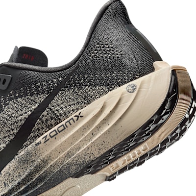 Nike Pegasus Plus Oatmeal/Anthracite/Vault/Black IH4113-140 Cheap Nike Pegasus Plus Oatmeal/Anthracite/Vault/Black IH4113-140