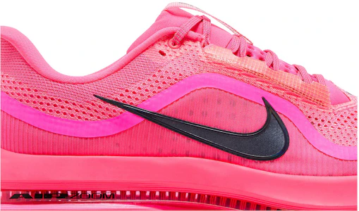 Lookbook Nike Pegasus Premium 'Hyper Pink' Sepatu Oranye Mewah HQ2592-600