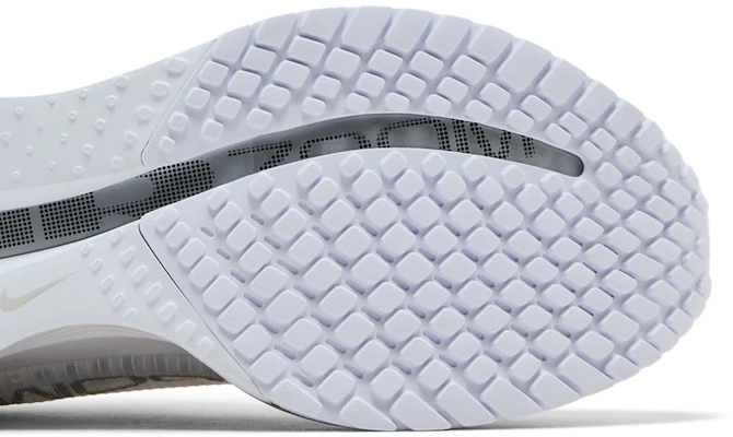 Nike Pegasus Premium 'White Metallic Silver' HQ2592-102 Details for Nike Pegasus Premium 'White Metallic Silver' HQ2592-102