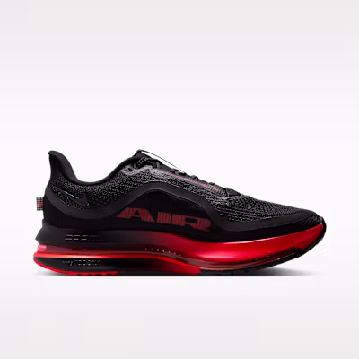 Nike Pegasus Premium Noir/Rouge Université/Crimson Éclatant/Noir HQ2592-019 Lookbook Nike Pegasus Premium Noir/Rouge Université/Crimson Éclatant/Noir HQ2592-019