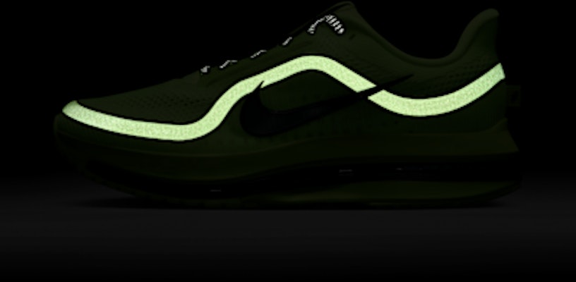 Nike Pegasus Premium Bolt/Bolt/White/Black HQ2592-700 1