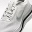 Sizing 耐克Pegasus高级版 浅灰/黑色/金属银 IR1229-001