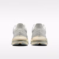 Sizing Nike Pegasus Premium Platinum Tint/Abu-Abu Fog/Abu Besi/Silver Reflective IQ0307-094