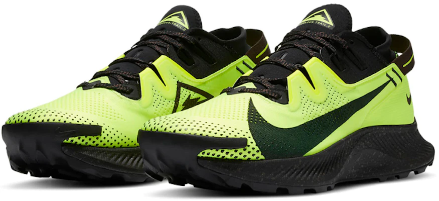 Nike Pegasus Trail 2 ''Noir Volt'' DA4665-700 Lookbook Nike Pegasus Trail 2 ''Noir Volt'' DA4665-700