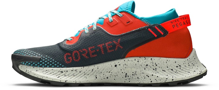 Nike Pegasus Trail 2 GTX 'Kelabu Asap Gelap Merah Terang' DH0202-001 Lookbook Nike Pegasus Trail 2 GTX 'Kelabu Asap Gelap Merah Terang' DH0202-001