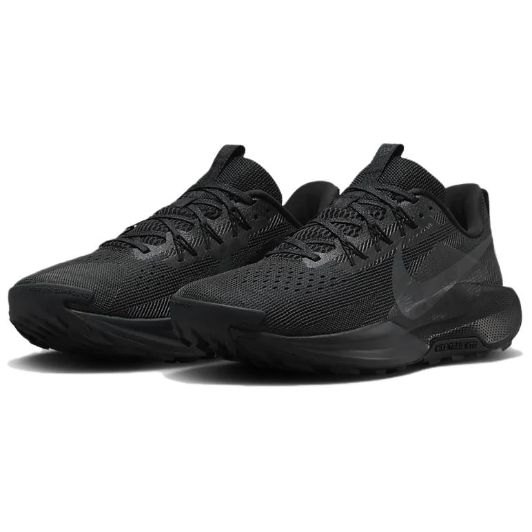 Shop Nike Pegasus Trail 5 輕便舒適防滑透氣 低筒 越野跑步鞋 男女款 黑色