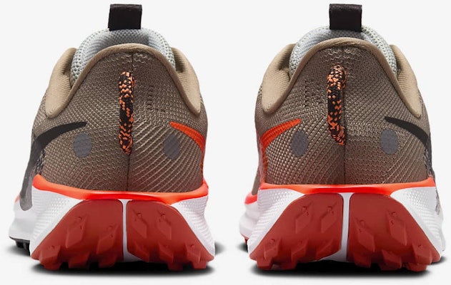 (JR) Nike Pegasus Trail 5 'Khaki Hyper Crimson' Lelaki Kasut Larian FV5638-200 Details for (JR) Nike Pegasus Trail 5 'Khaki Hyper Crimson' Lelaki Kasut Larian FV5638-200