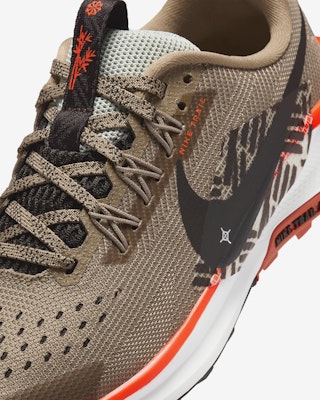 (Youth) Nike Pegasus Trail 5 'Khaki Hyper Crimson' FV5638-200 Sizing (Youth) Nike Pegasus Trail 5 'Khaki Hyper Crimson' FV5638-200