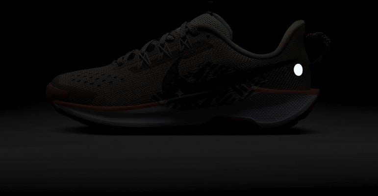 (Youth) Nike Pegasus Trail 5 'Khaki Hyper Crimson' FV5638-200 2