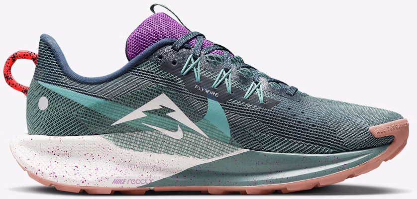 나이키 페가수스 트레일 5 DV3864-401 Lookbook 나이키 페가수스 트레일 5 DV3864-401