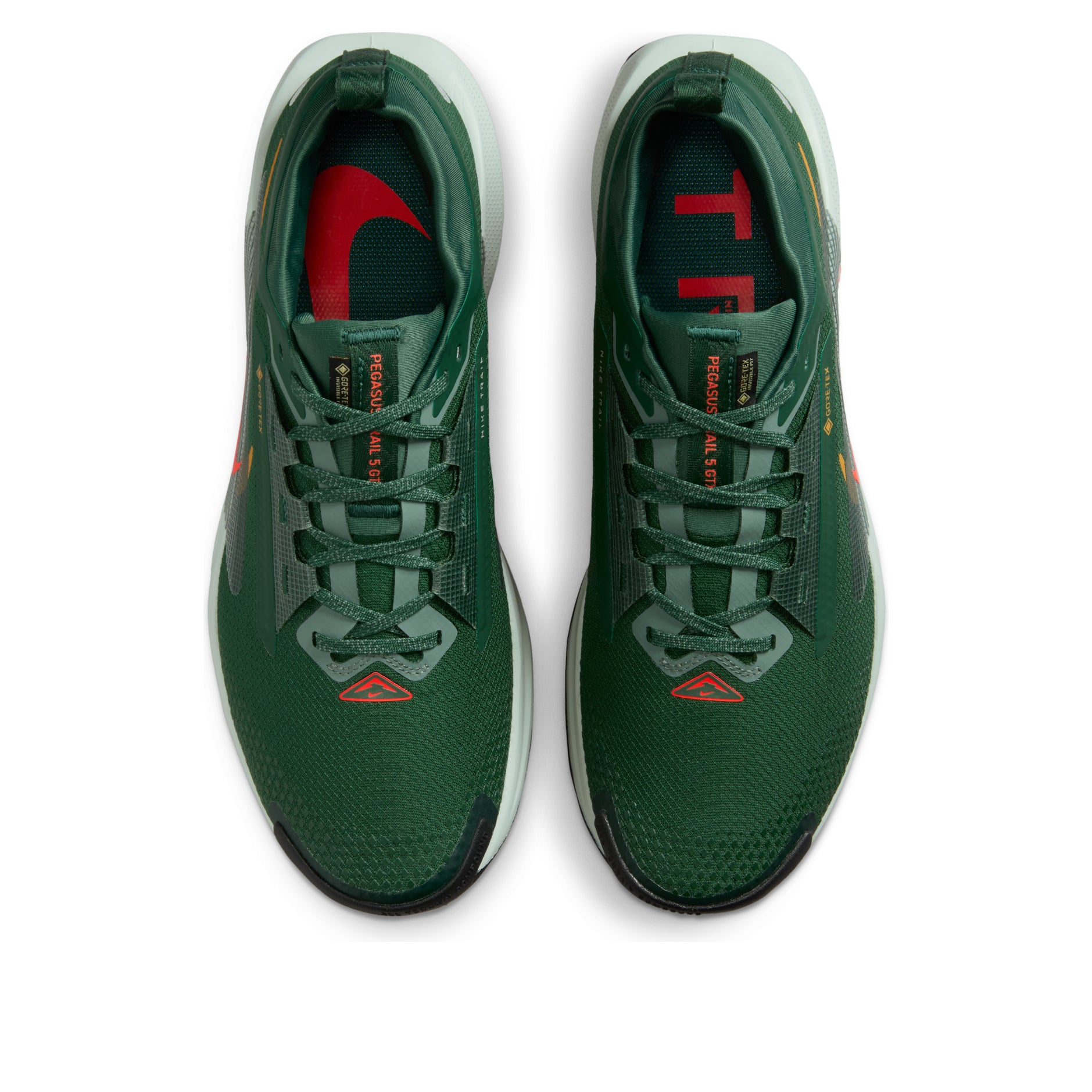 Lookbook Nike React Pegasus Trail 5 Gore-Tex Verde Arcilla Ocre Desierto Carmesí Brillante FQ0908-301