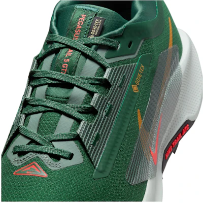 Nike React Pegasus Trail 5 Gore-Tex Verde Arcilla Ocre Desierto Carmesí Brillante FQ0908-301 Details for Nike React Pegasus Trail 5 Gore-Tex Verde Arcilla Ocre Desierto Carmesí Brillante FQ0908-301