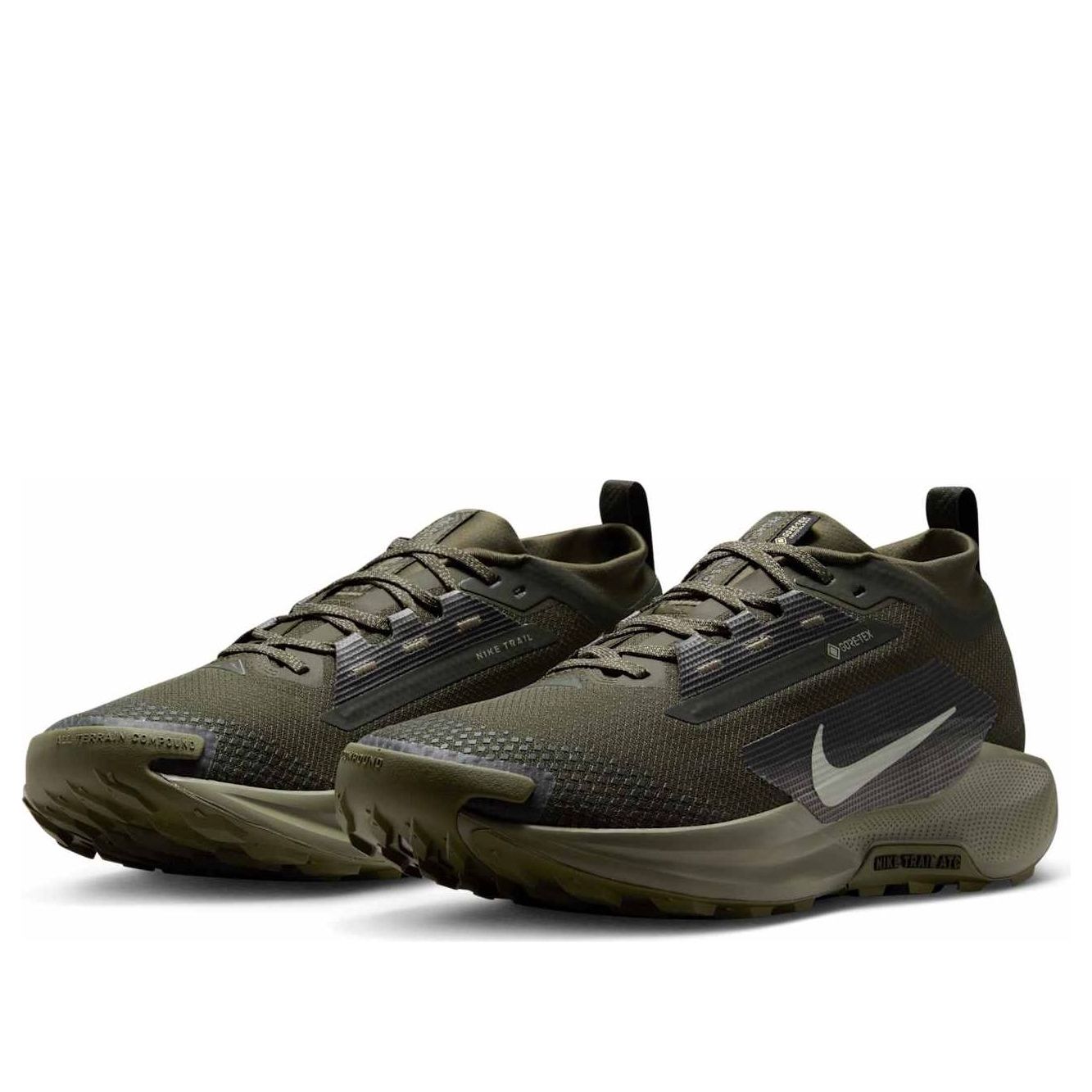 Lookbook ナイキ リアクト ペガサス トレイル 5 ゴアテックス セコイア カーゴカーキ HQ7494-300