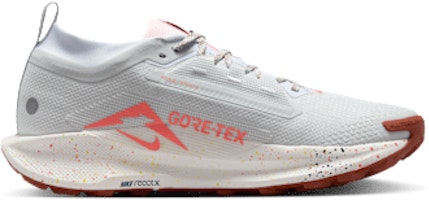 Nike Pegasus Trail 5 GORE-TEX Sepatu Lari Tahan Air FQ0908-009 Lookbook Nike Pegasus Trail 5 GORE-TEX Sepatu Lari Tahan Air FQ0908-009