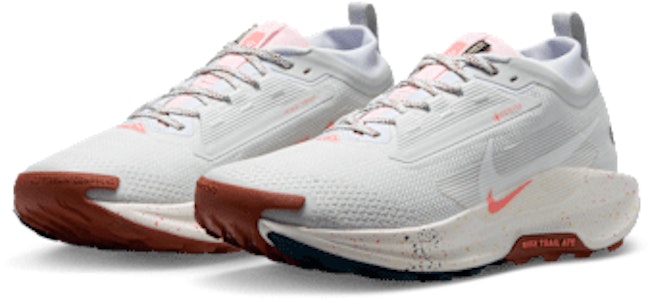 Nike Pegasus Trail 5 GORE-TEX Sepatu Lari Tahan Air FQ0908-009 Purchase Nike Pegasus Trail 5 GORE-TEX Sepatu Lari Tahan Air FQ0908-009