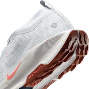 Nike Pegasus Trail 5 GORE-TEX Sepatu Lari Tahan Air FQ0908-009 Cheap Nike Pegasus Trail 5 GORE-TEX Sepatu Lari Tahan Air FQ0908-009