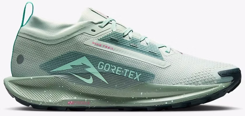 Nike Pegasus Trail 5 GTX Running Shoes FQ0908013 Lookbook Nike Pegasus Trail 5 GTX Running Shoes FQ0908013