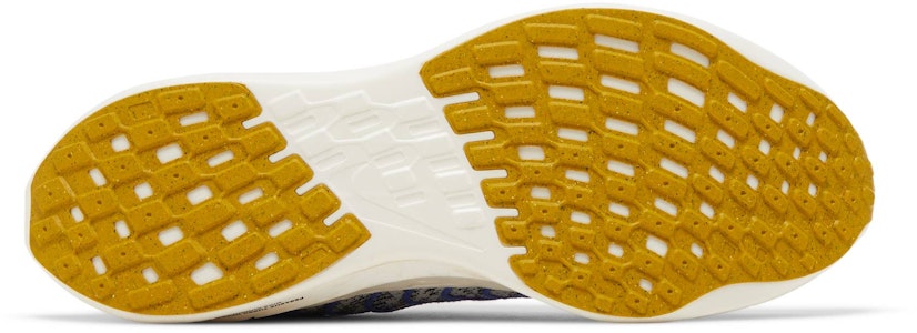 Nike Pegasus Turbo Next Nature 'Pure Platinum Bright Crimson' dalam Melayu. DM3413-002 Shop Nike Pegasus Turbo Next Nature 'Pure Platinum Bright Crimson' dalam Melayu. DM3413-002