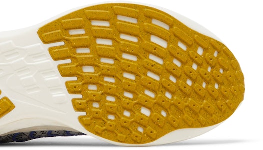 Nike Pegasus Turbo Next Nature 'Pure Platinum Bright Crimson' dalam Melayu. DM3413-002 Purchase Nike Pegasus Turbo Next Nature 'Pure Platinum Bright Crimson' dalam Melayu. DM3413-002