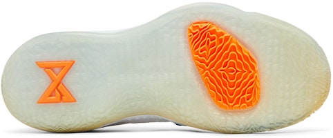 耐克 PG 2 白色冰球鞋 AJ2039-100 Shop 耐克 PG 2 白色冰球鞋 AJ2039-100