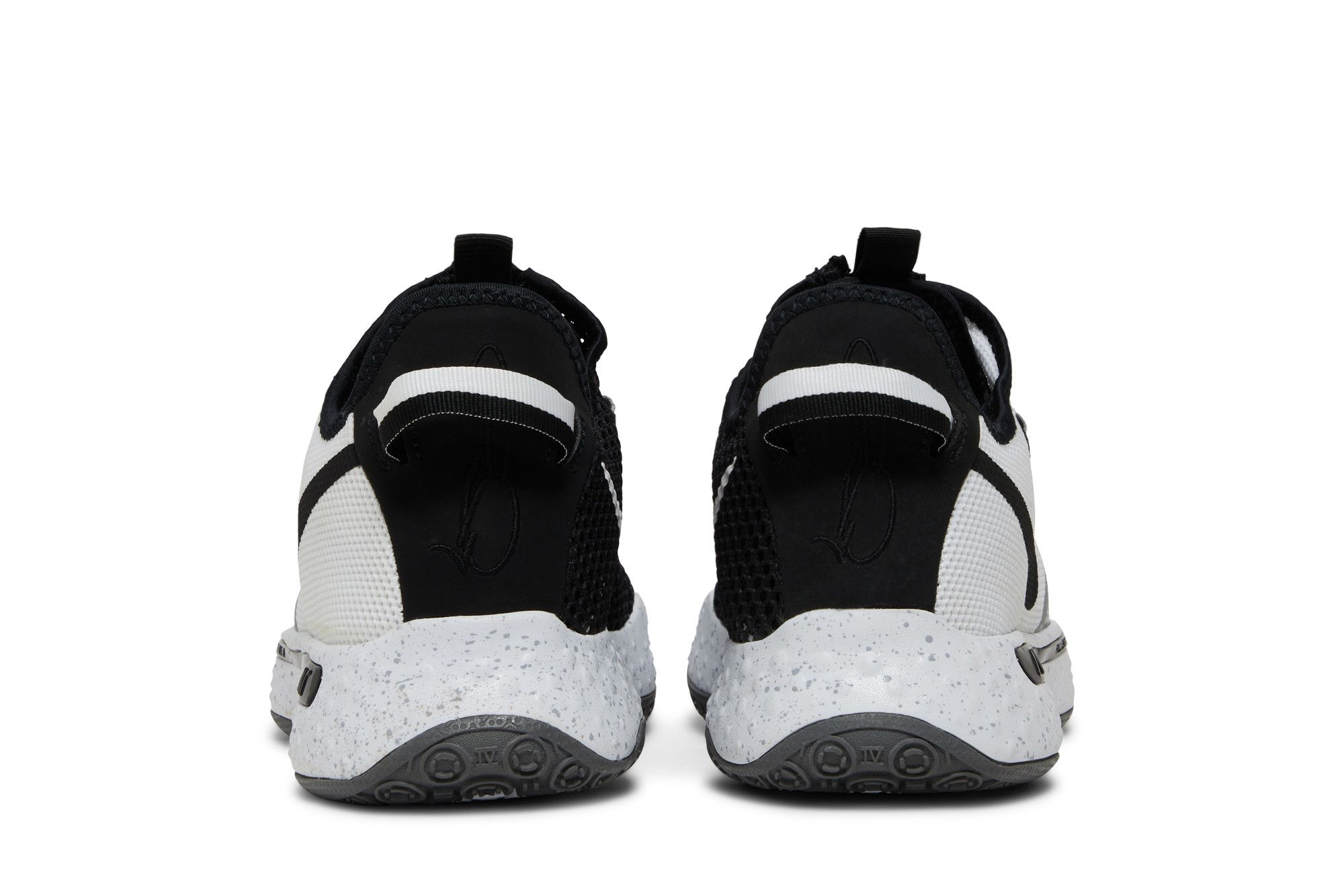 Sizing Nike PG 4 EP ''Oreo'' Sneaker CD5082-100