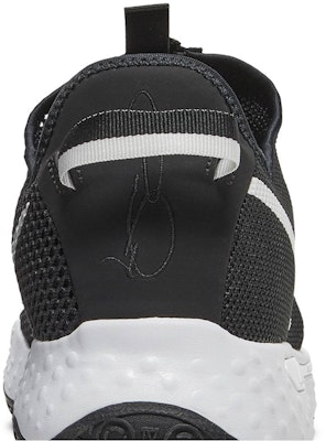 耐克 PG 4 TB '黑白' CW4134-001 Sizing 耐克 PG 4 TB '黑白' CW4134-001