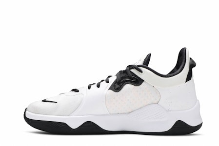 Nike PG 5 'Putih Hitam' CW3146-100/CW3143-100 Lookbook Nike PG 5 'Putih Hitam' CW3146-100/CW3143-100