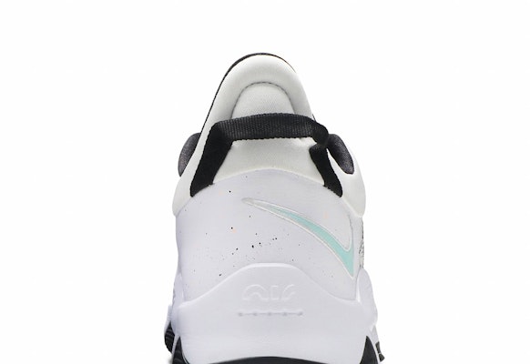 Nike PG 5 'White Black' CW3146-100/CW3143-100 Sizing Nike PG 5 'White Black' CW3146-100/CW3143-100