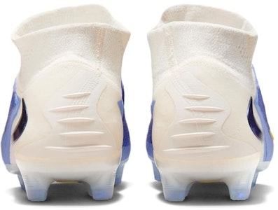 나이키 팬텀 6 하이 엘리트 FG '피어 나싱 팩' HQ2328-400 Lookbook 나이키 팬텀 6 하이 엘리트 FG '피어 나싱 팩' HQ2328-400