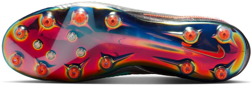 Nike Phantom 6 Low Elite AG 'Cromado Negro' IH3862-001 Details for Nike Phantom 6 Low Elite AG 'Cromado Negro' IH3862-001