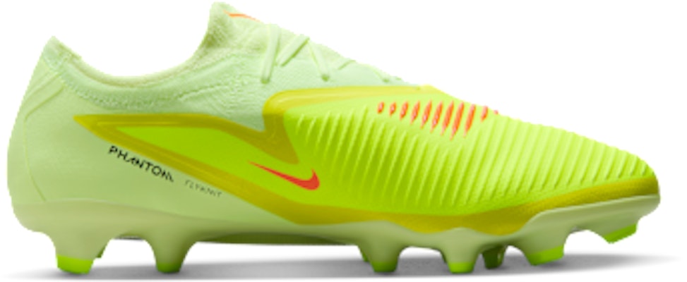 ナイキ ファントム 6 ロー プロ ハイパークリムゾン/ライムライト/ブラック HJ4122-800 Lookbook ナイキ ファントム 6 ロー プロ ハイパークリムゾン/ライムライト/ブラック HJ4122-800