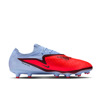 Lookbook ナイキ ファントム 6 ロー プロ ロイヤルティント/ブライトクリムゾン HQ2317-400