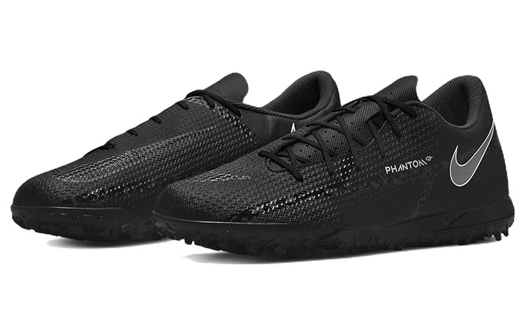 Shop Nike Phantom GT2 Club TF 草地足球鞋 黑色