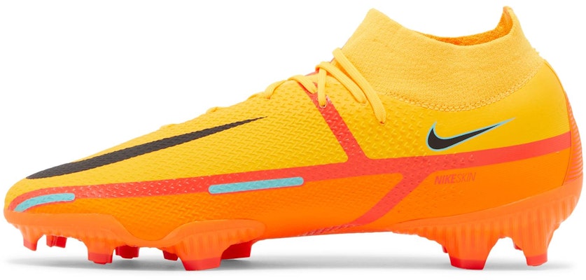 Nike Phantom GT 2 Pro DF FG 'Laser Orange Bright Crimson' Sepatu Bola DC0759-808 Lookbook Nike Phantom GT 2 Pro DF FG 'Laser Orange Bright Crimson' Sepatu Bola DC0759-808