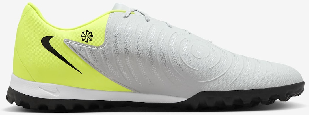Nike Phantom GX 2 Academy「金屬銀電力」 FJ2577-003 Lookbook Nike Phantom GX 2 Academy「金屬銀電力」 FJ2577-003