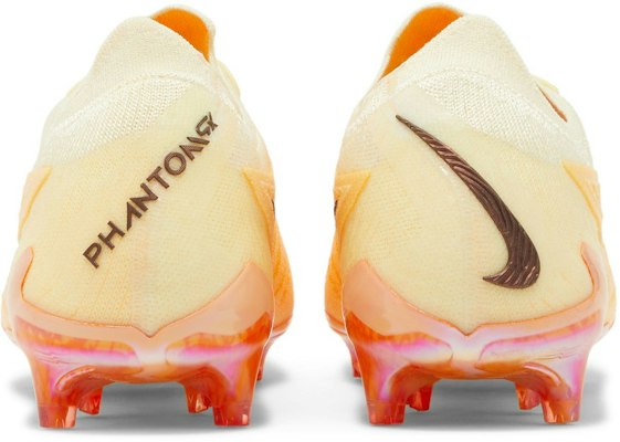 Nike Phantom GX Elite Gripknit SE FG '烈焰套裝' FD3069-860 Sizing Nike Phantom GX Elite Gripknit SE FG '烈焰套裝' FD3069-860