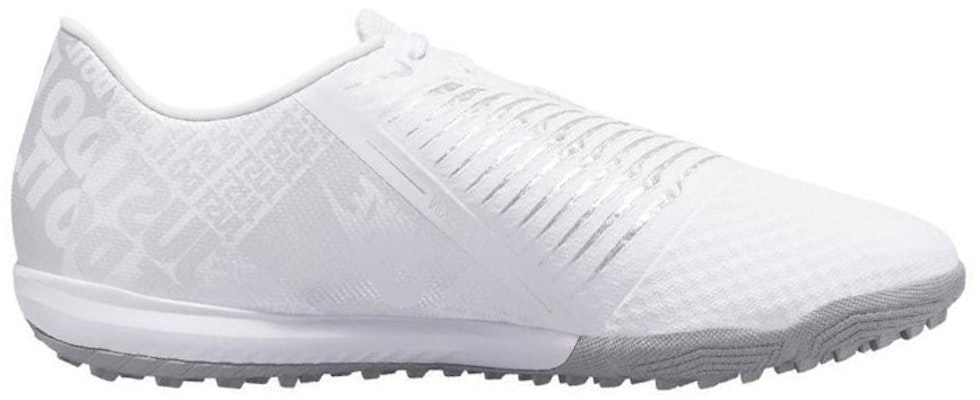 나이키 팬텀 베놈 아카데미 TF '화이트 실버' AO0571-100 Order 나이키 팬텀 베놈 아카데미 TF '화이트 실버' AO0571-100