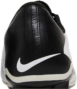 Nike Phantom Venom Elite FG 'Putih Hitam' AO7540-106 Sizing Nike Phantom Venom Elite FG 'Putih Hitam' AO7540-106