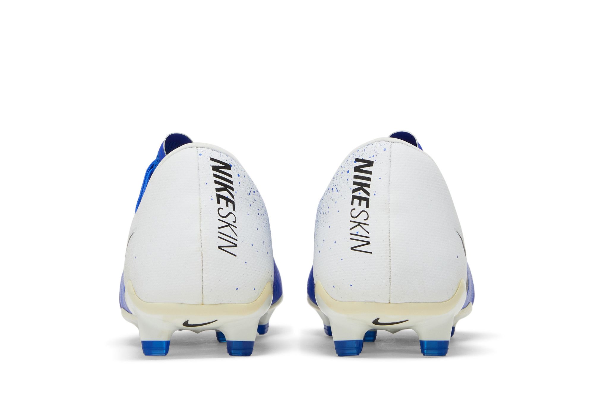 Sizing Nike Phantom Venom Pro FG 'White Racer Blue' AO8738-104