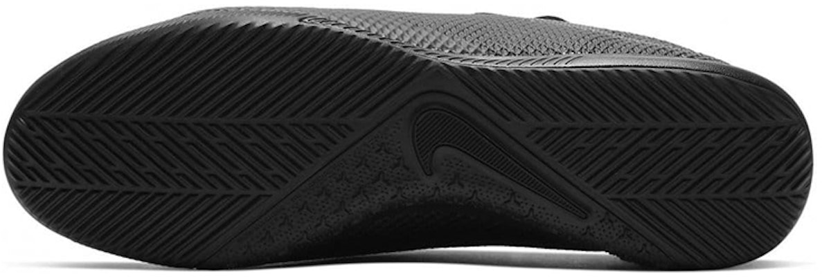 Nike Phantom VSN 2 Academy DF IC Black CD4168-010 Details for Nike Phantom VSN 2 Academy DF IC Black CD4168-010