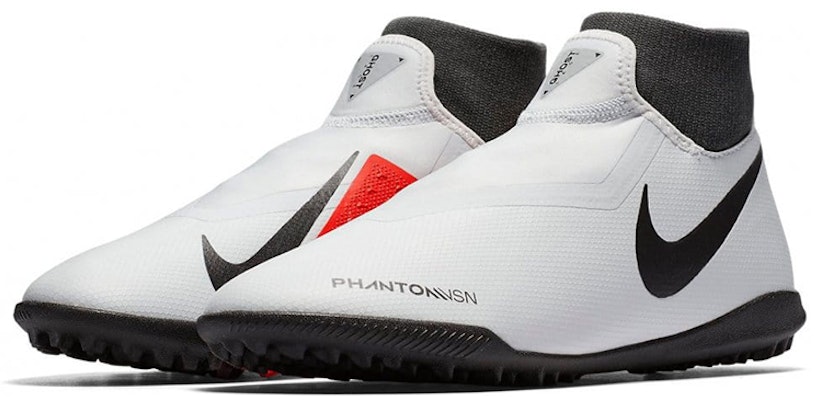 耐吉 Phantom VSN Academy DF TF 草地足球鞋 灰黑色 Lookbook 耐吉 Phantom VSN Academy DF TF 草地足球鞋 灰黑色