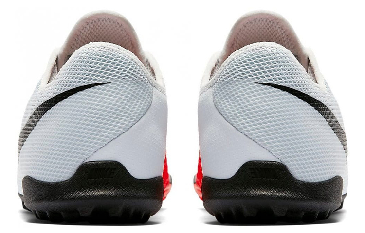 Purchase 나이키 팬텀 비전 아카데미 TF '회흑적' (Nike 팬텀 VSN 아카데미 TF '회흑적') AO3223-060