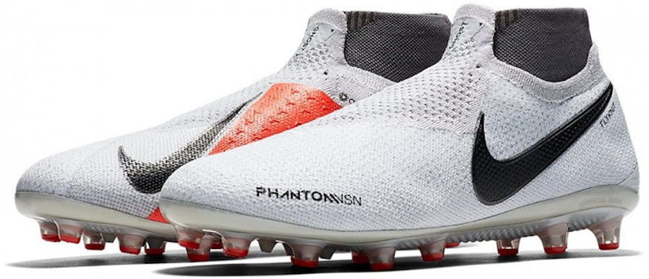 Nike Phantom VSN Elite DF AG PRO 人造草地足球鞋 灰白色 Lookbook Nike Phantom VSN Elite DF AG PRO 人造草地足球鞋 灰白色