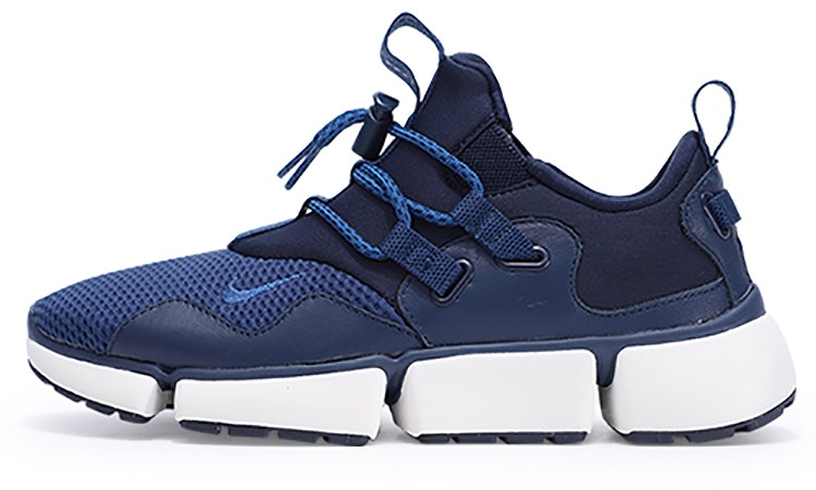 nike-pocket-knife-dm-dark-blue-white-898033-401