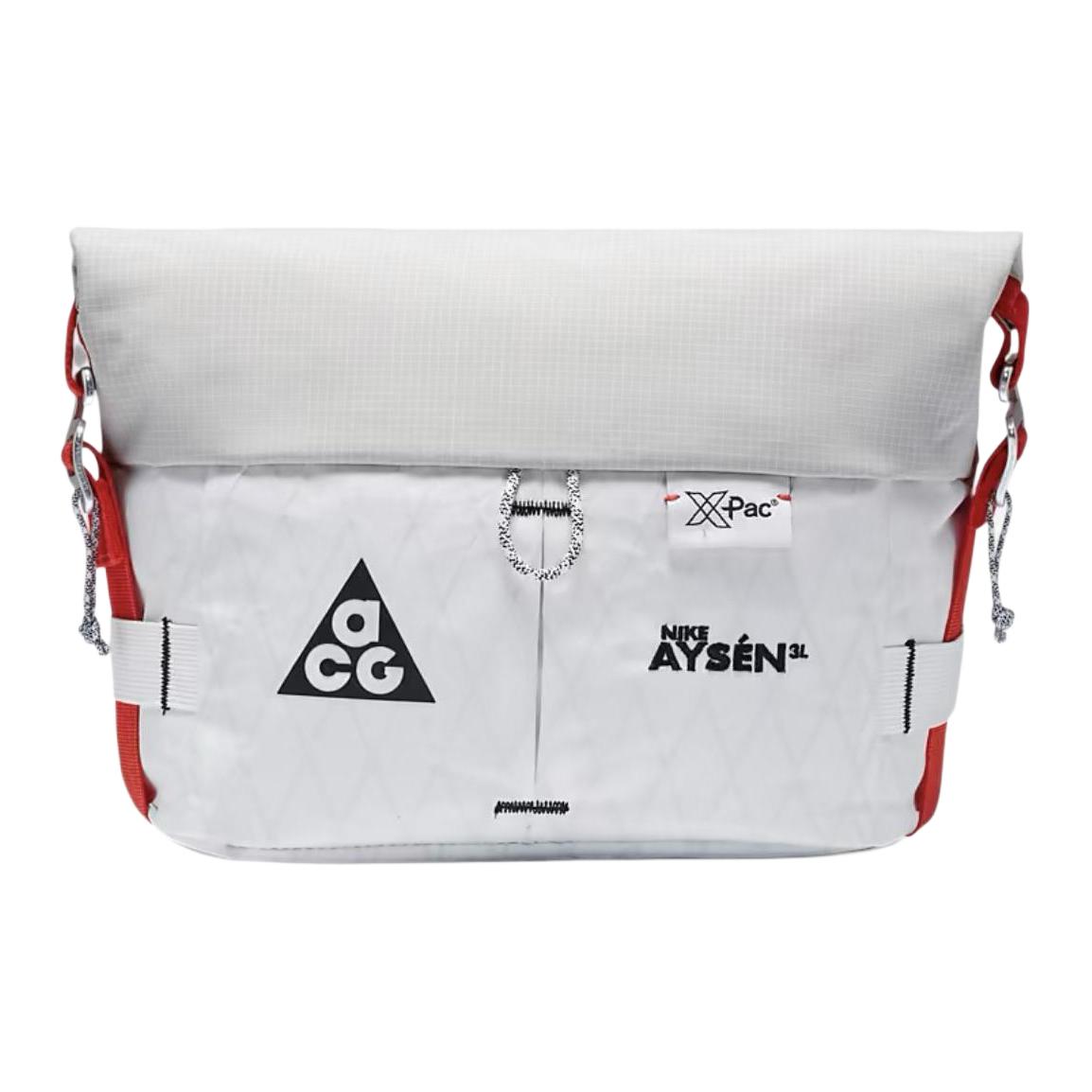Nike Polyester Lightweight Running Crossbody Waist Bag - White (Unisex). DV4051